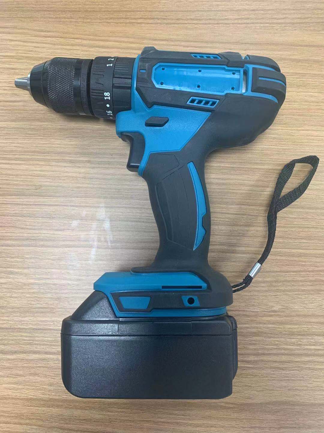 Power drill, hardware tool